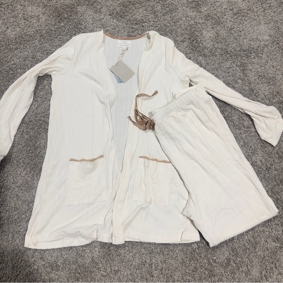 Blu Pepper 3-Piece Lounge Set Bundle | Size M | Cream | New With Tags - Picture 11 of 11